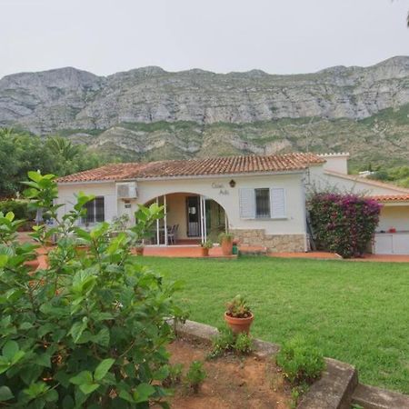 Villa Agradable casa con piscina privada y jardín Dénia Exterior foto